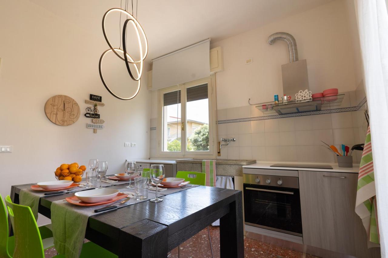 Appartamento In Villa A Tirrenia, Eleganza E Comfort A Pochi Passi Dal Mare Pisa Exterior photo